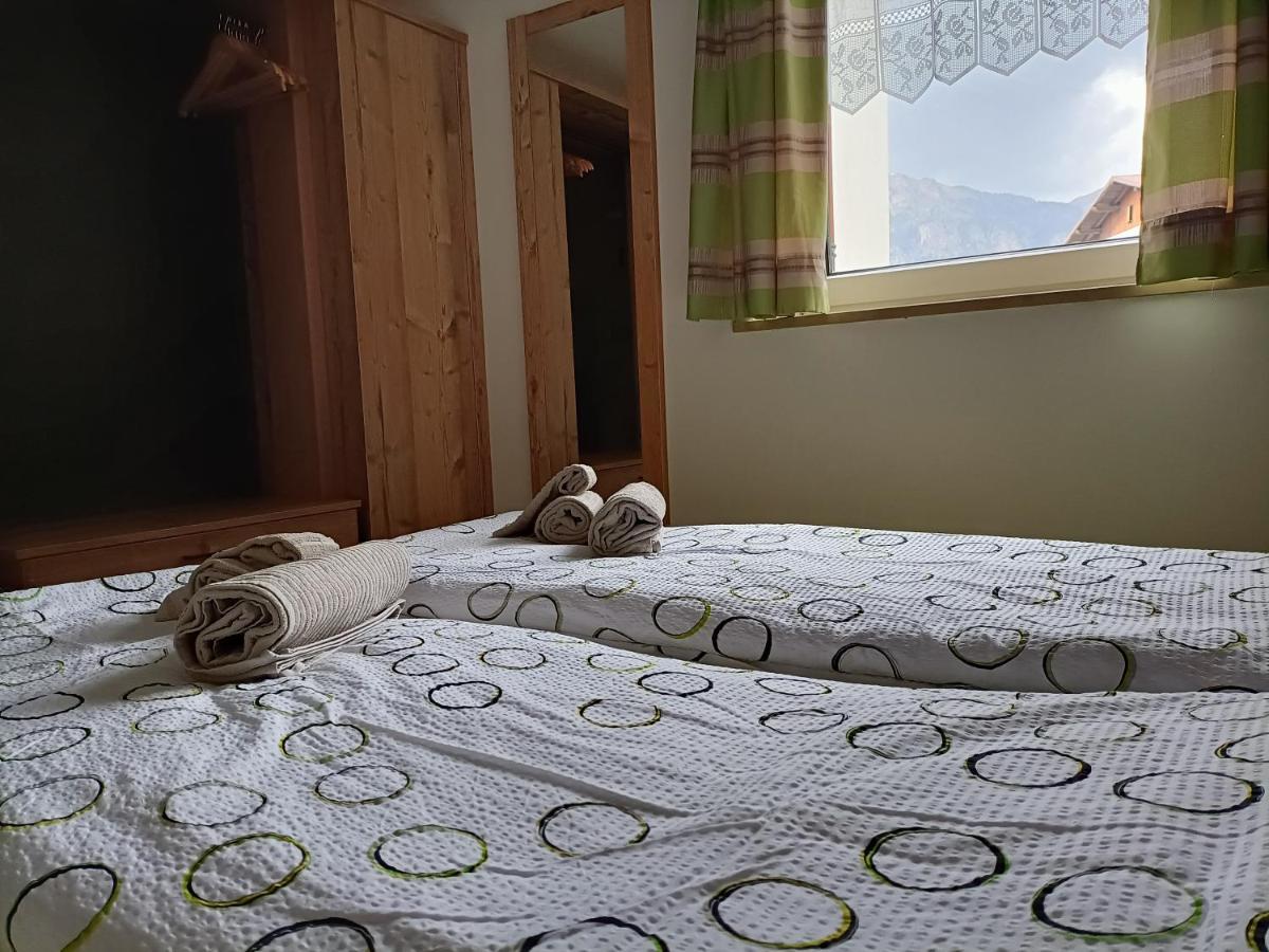 Casa Paola Apartman Pozza di Fassa Kültér fotó