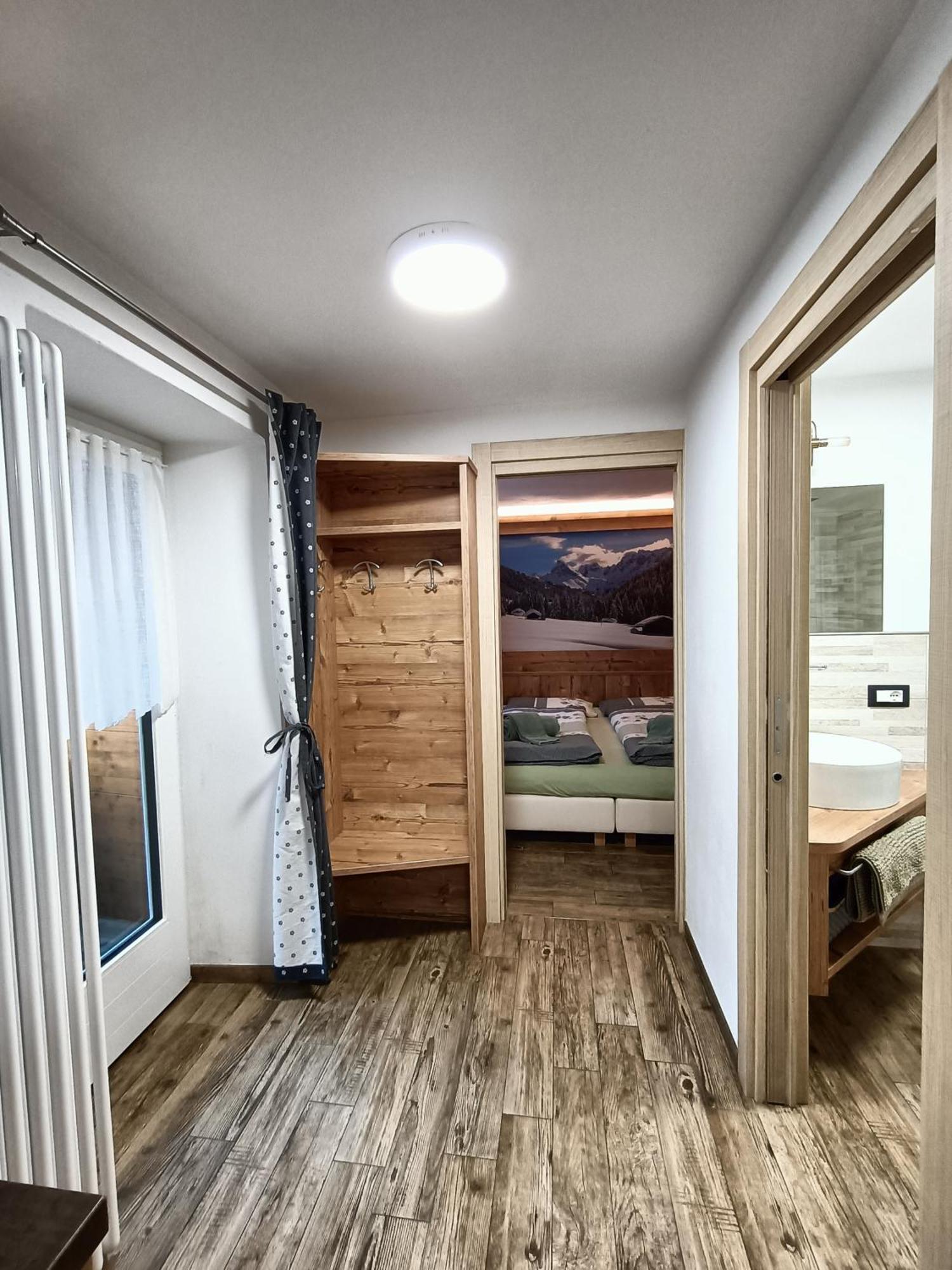 Casa Paola Apartman Pozza di Fassa Kültér fotó