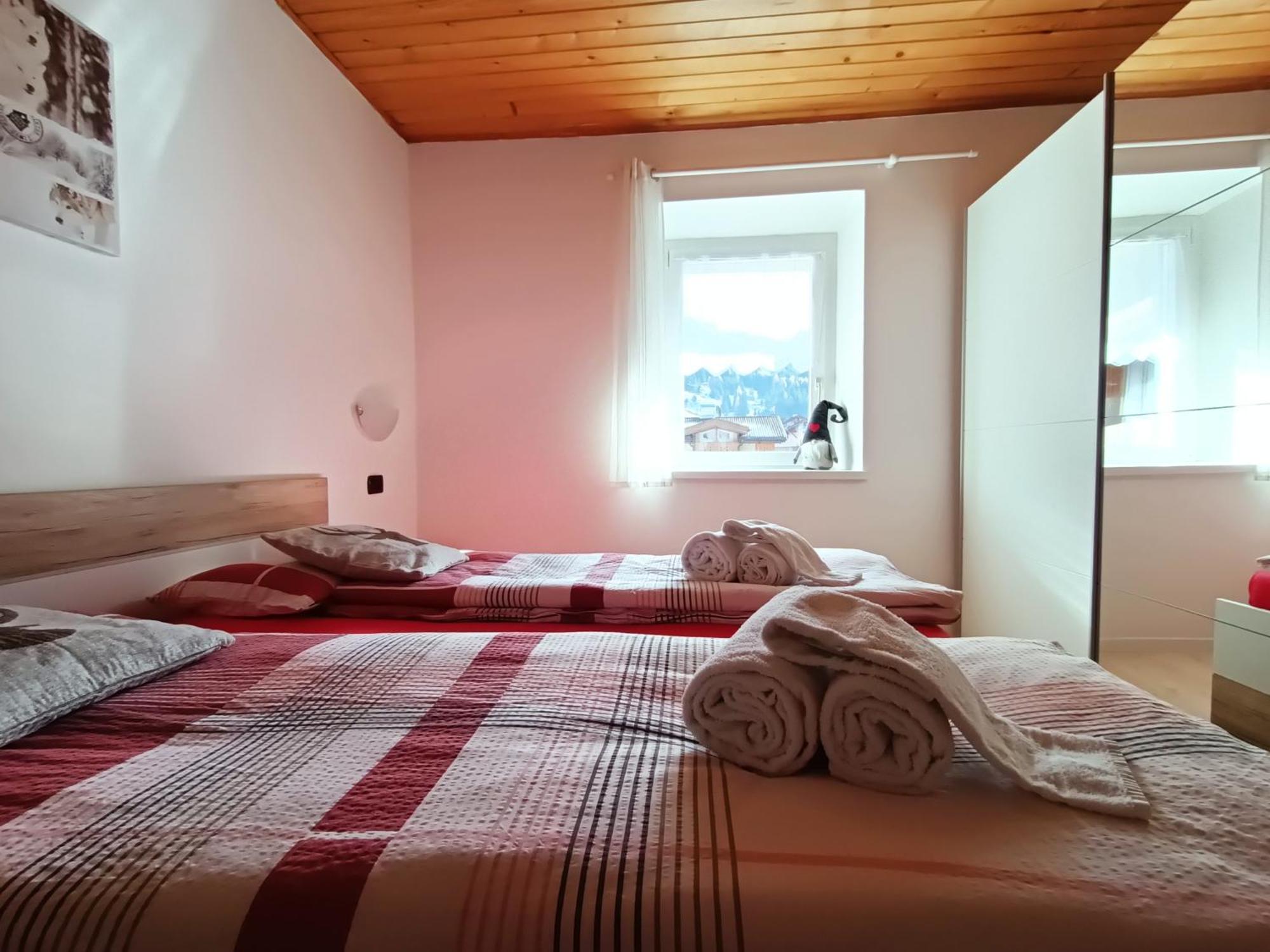 Casa Paola Apartman Pozza di Fassa Kültér fotó