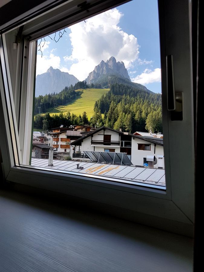 Casa Paola Apartman Pozza di Fassa Kültér fotó